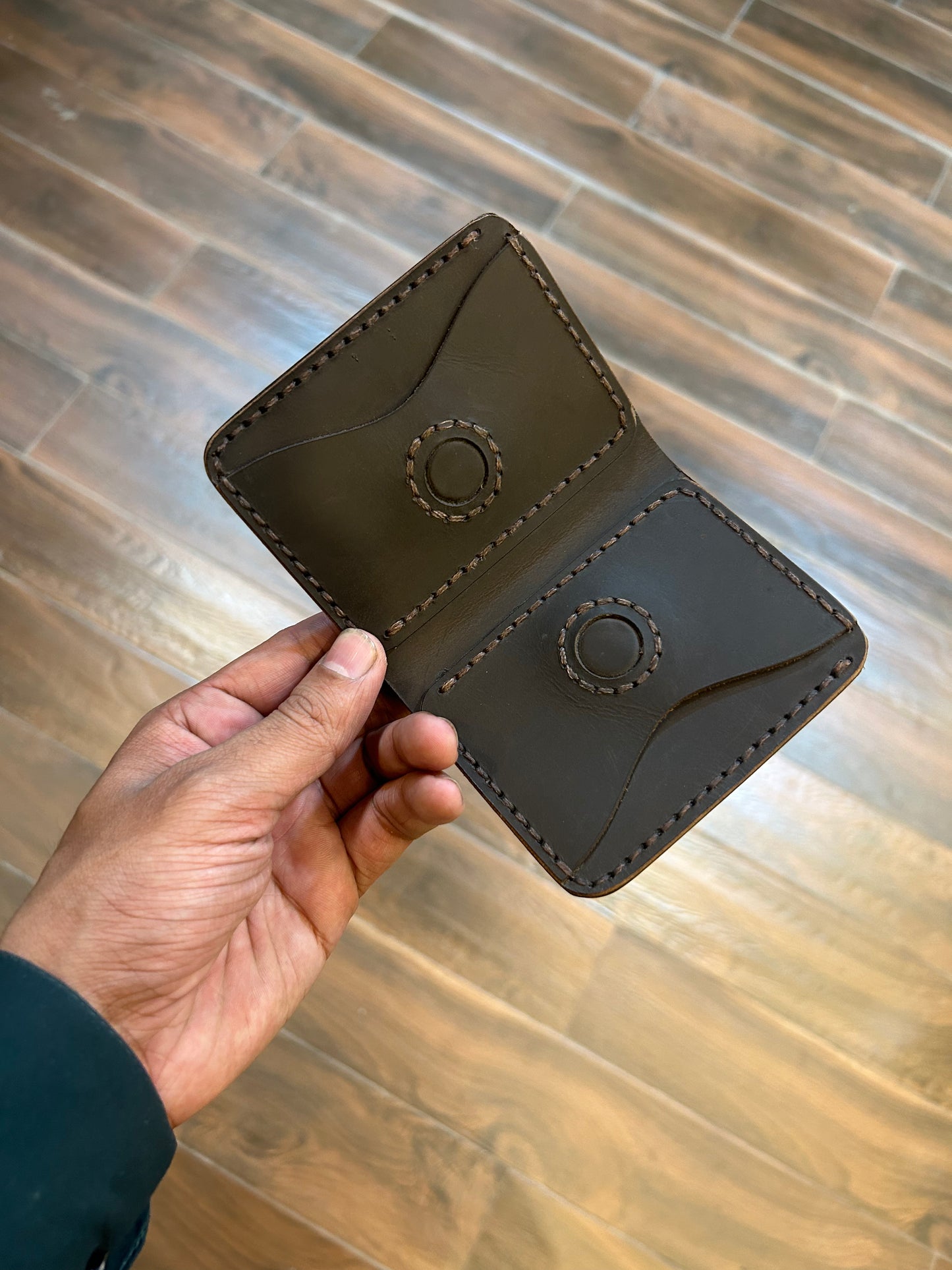 The Maglet: A Leather Bifold Wallet