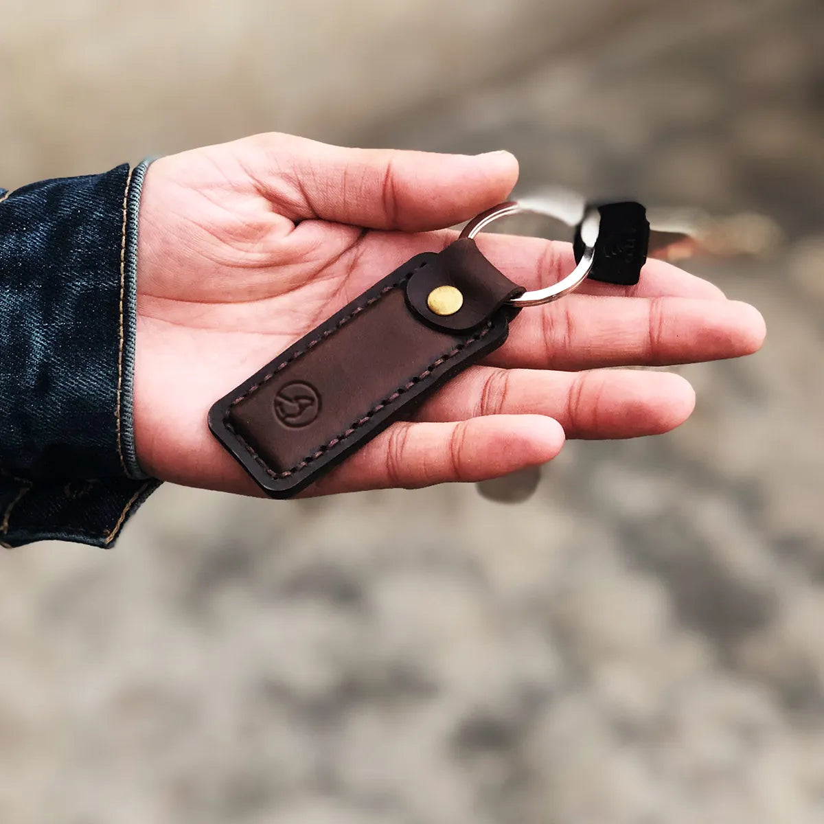 The Rectangle Shaped: A Hand-Stitched Leather Keychain