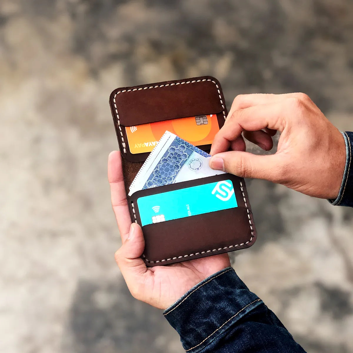 The Vertical Executive: A Leather Bifold Wallet