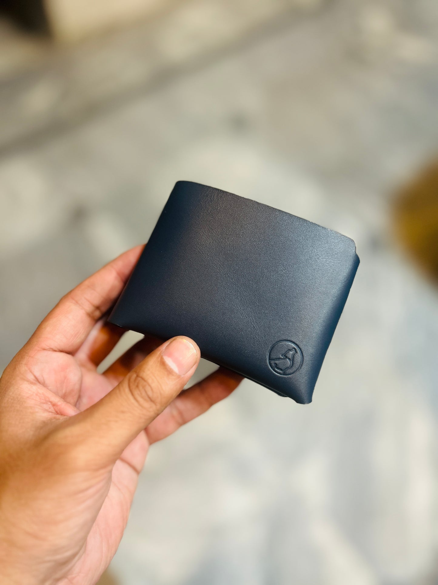 Minimalist Bifold Wallet wolf.pk
