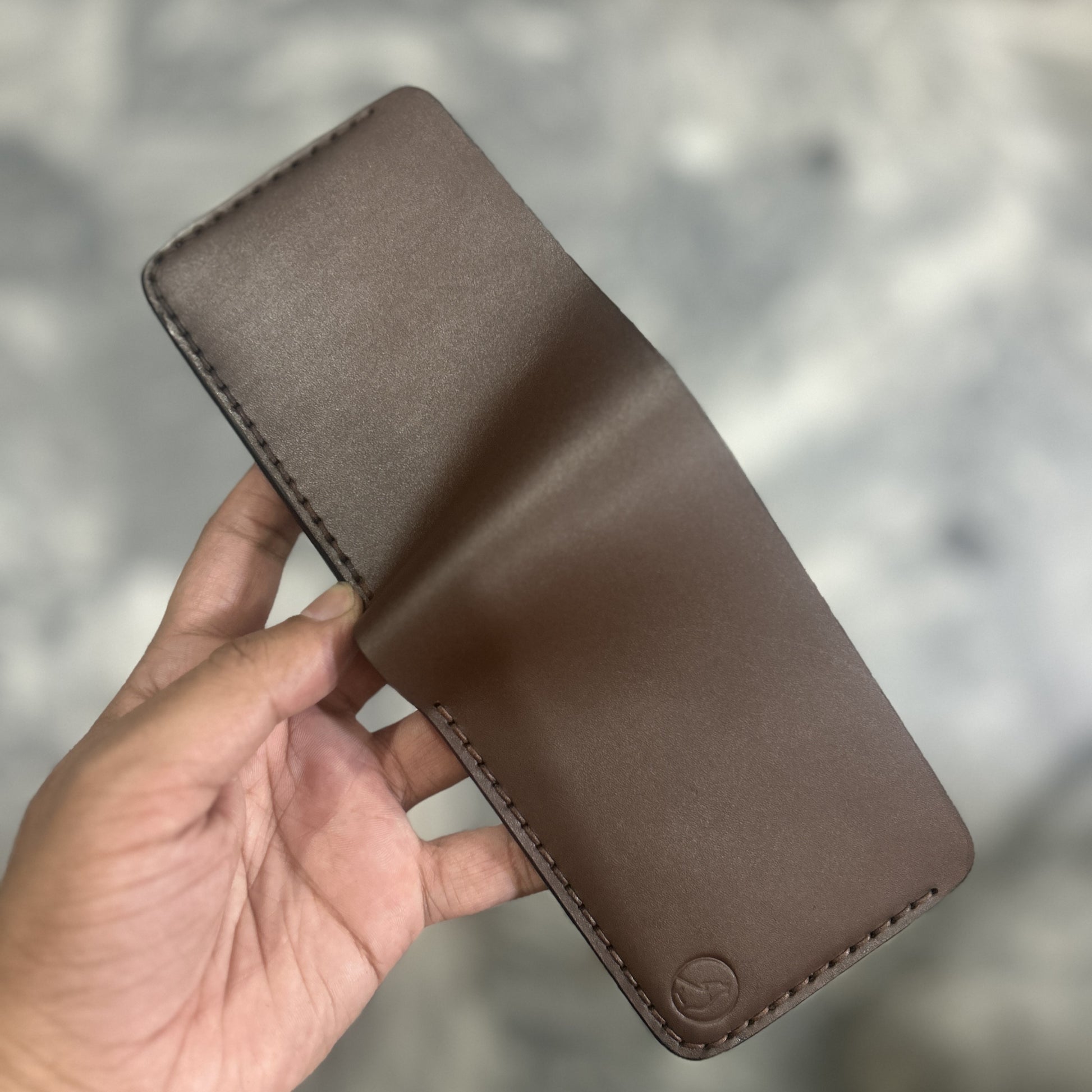 The Blix - A Leather Bifold Wallet WOLF.PK