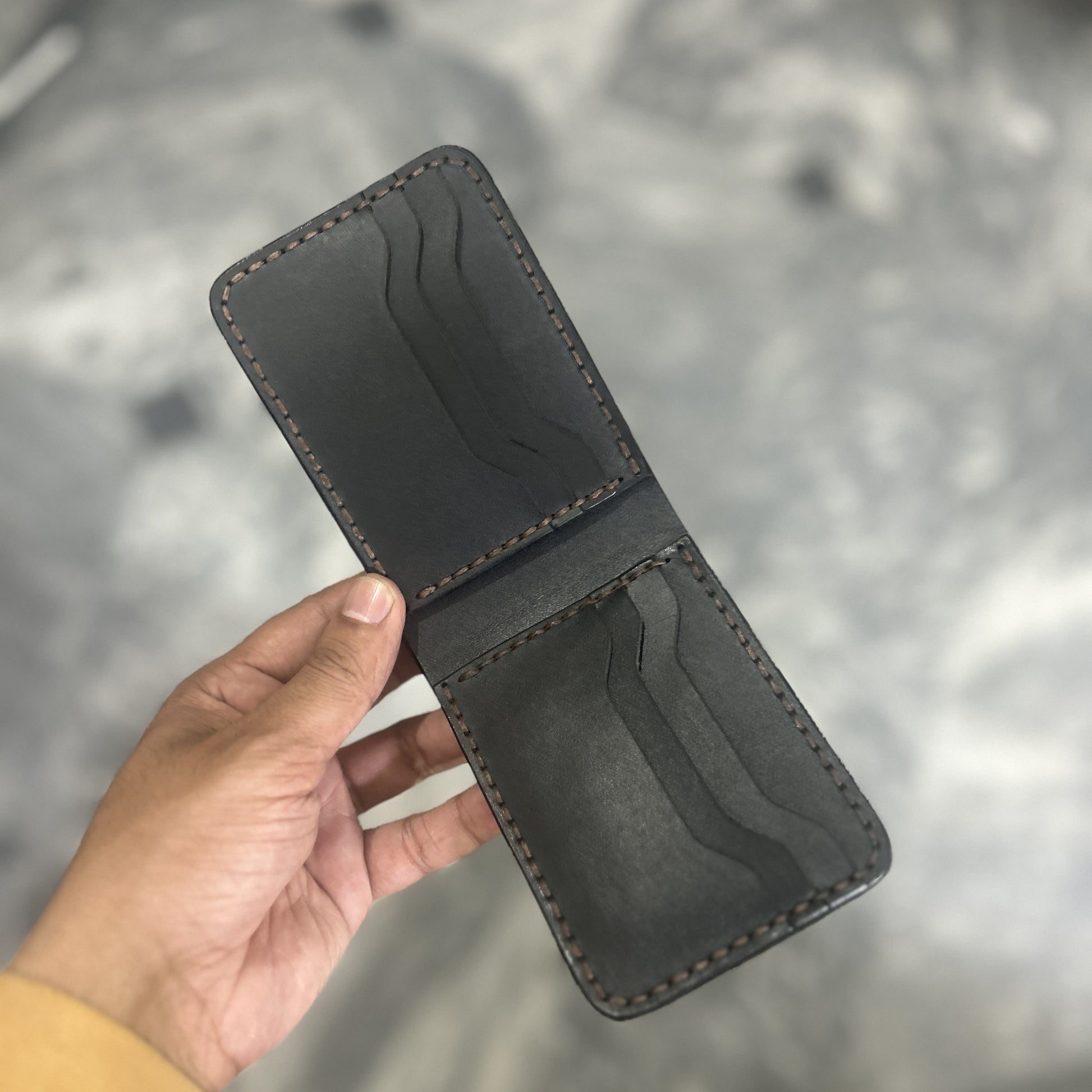 The Blix - A Leather Bifold Wallet WOLF.PK