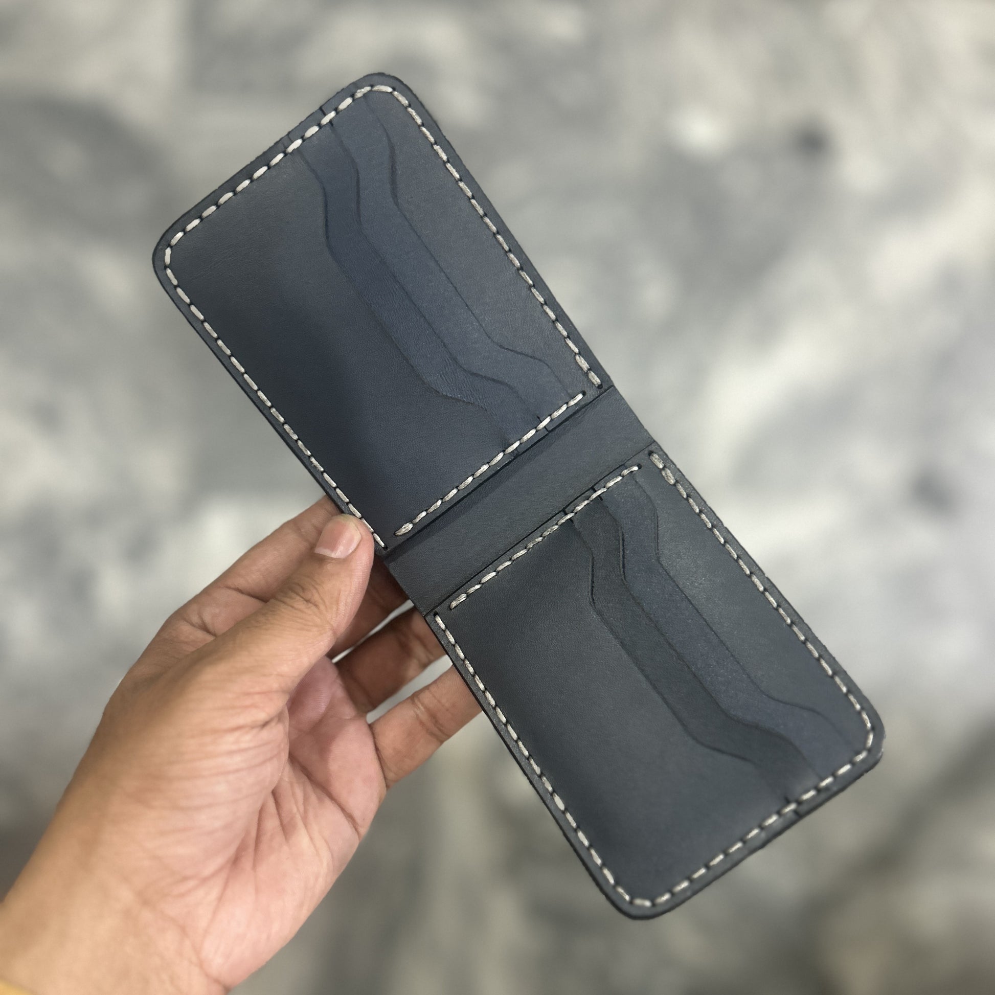 The Blix - A Leather Bifold Wallet WOLF.PK
